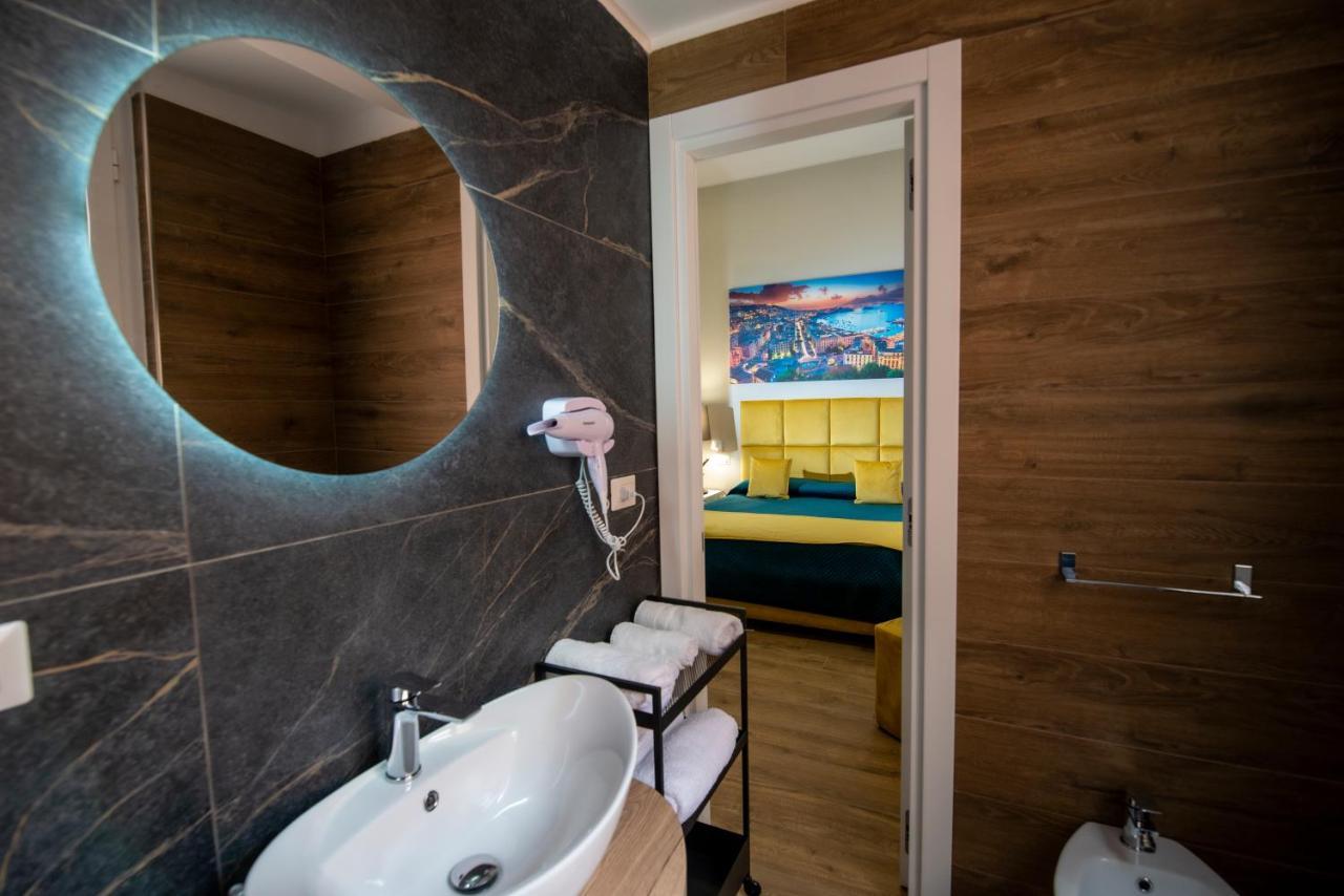 Bed and Breakfast Vivi A Napoli Экстерьер фото