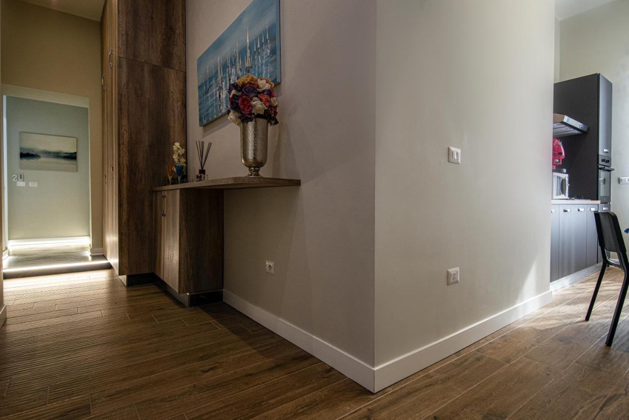 Bed and Breakfast Vivi A Napoli Экстерьер фото